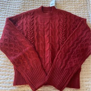 ABERCROMBIE fluffy cable crew sweater. New with tags. Size XS